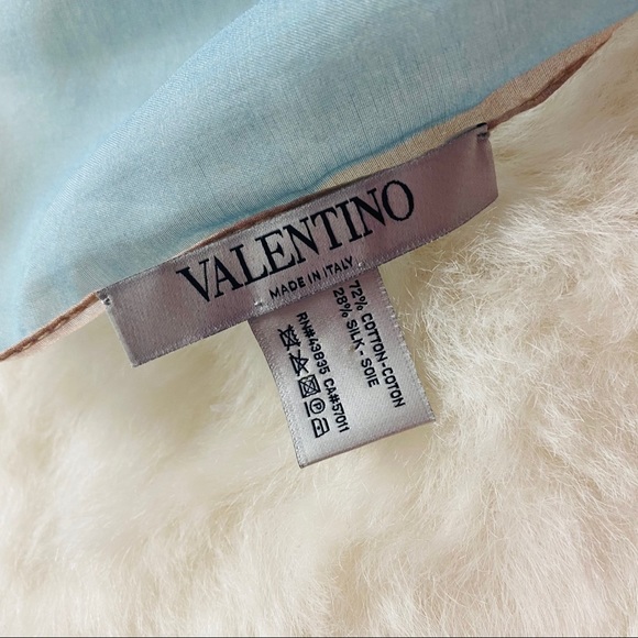 Valentino Silk/Cotton Shawl - Picture 10 of 10
